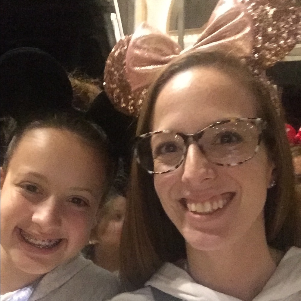 Meet your Posher, Ashley